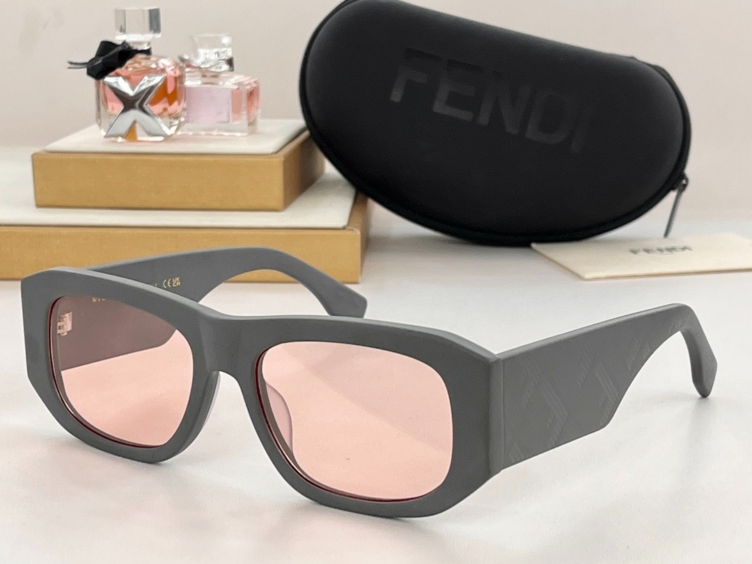Fendi 02