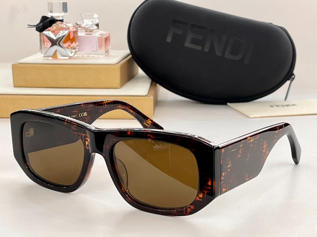 Fendi 02