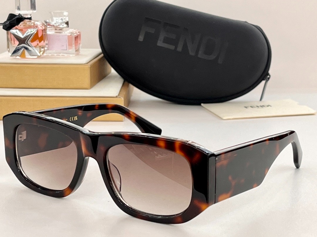 Fendi 02