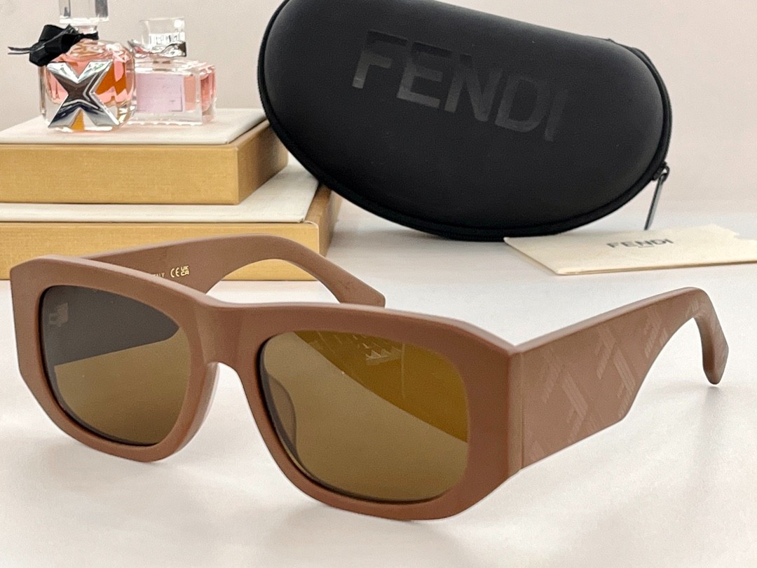 Fendi 02