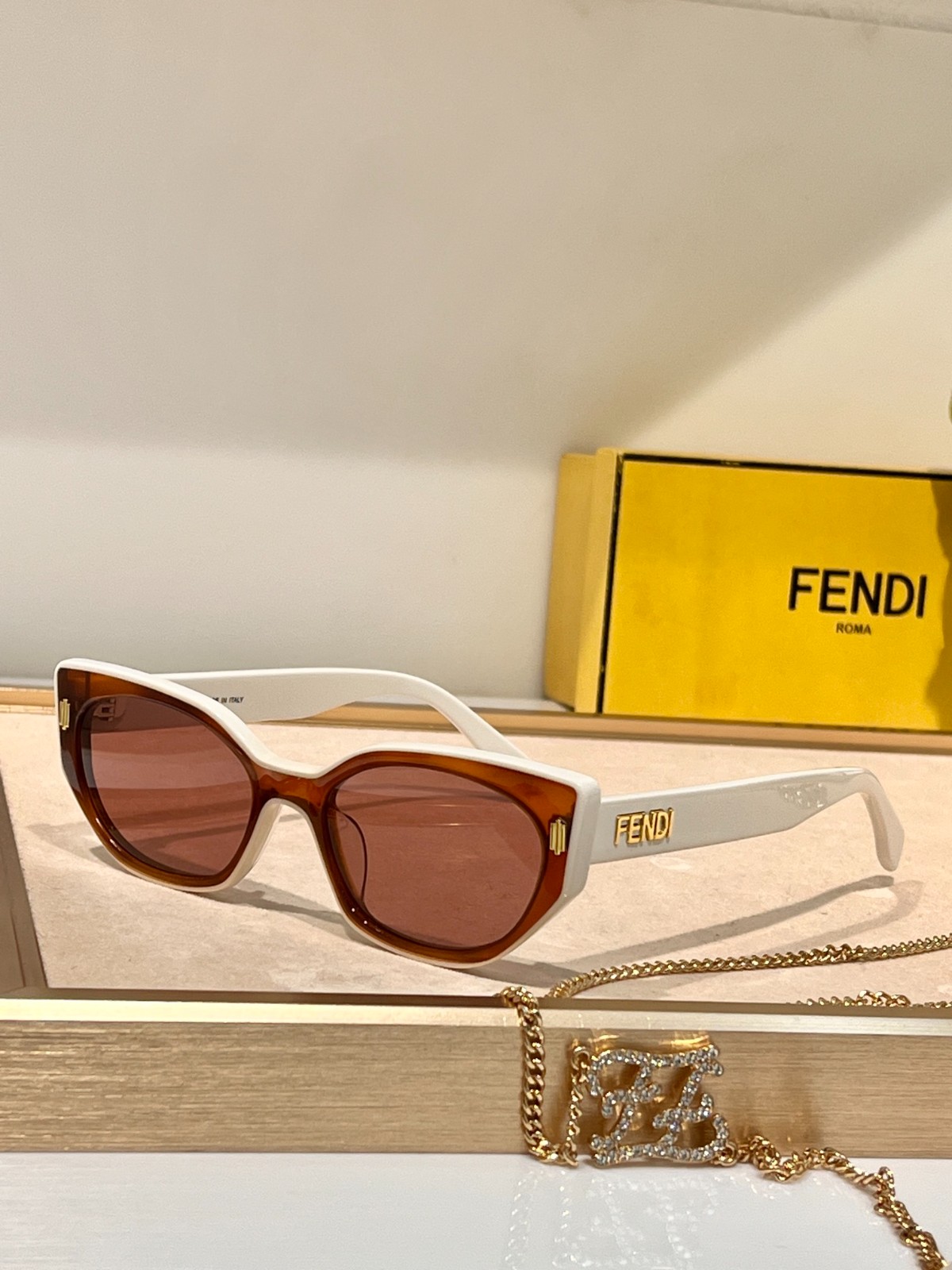 Fendi 02