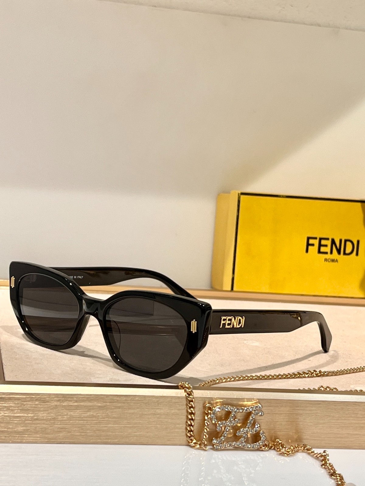 Fendi 02