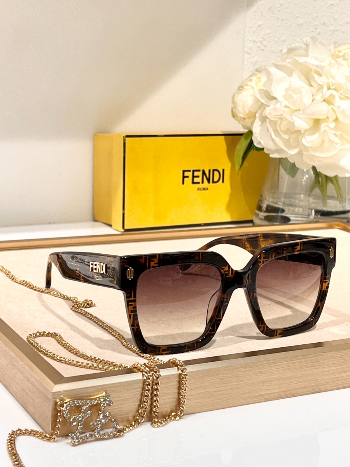 Fendi 02