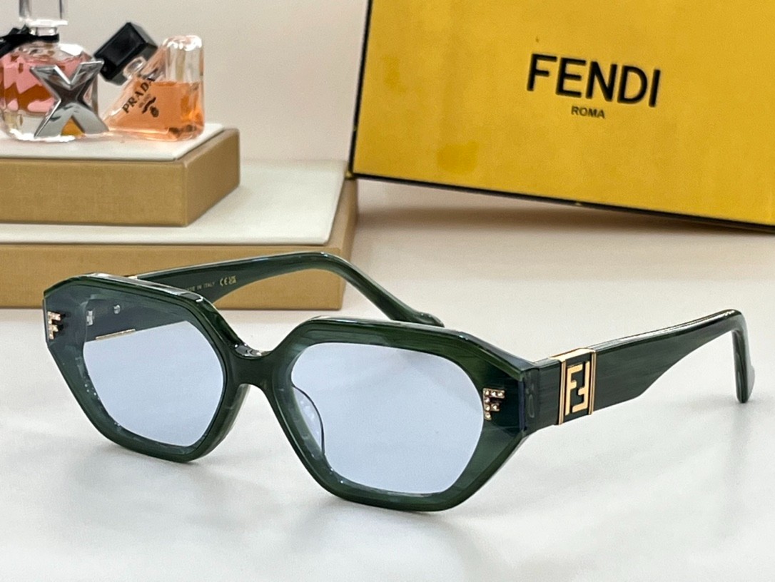 Fendi 02