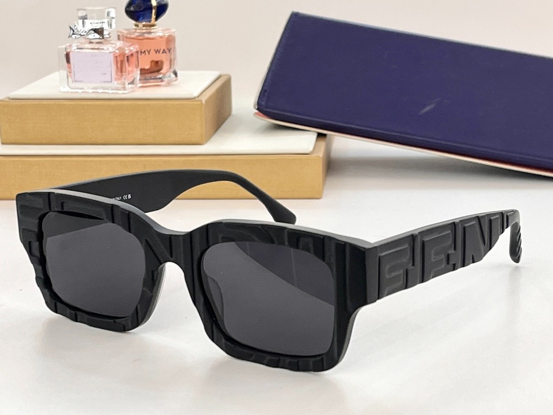 Fendi 02