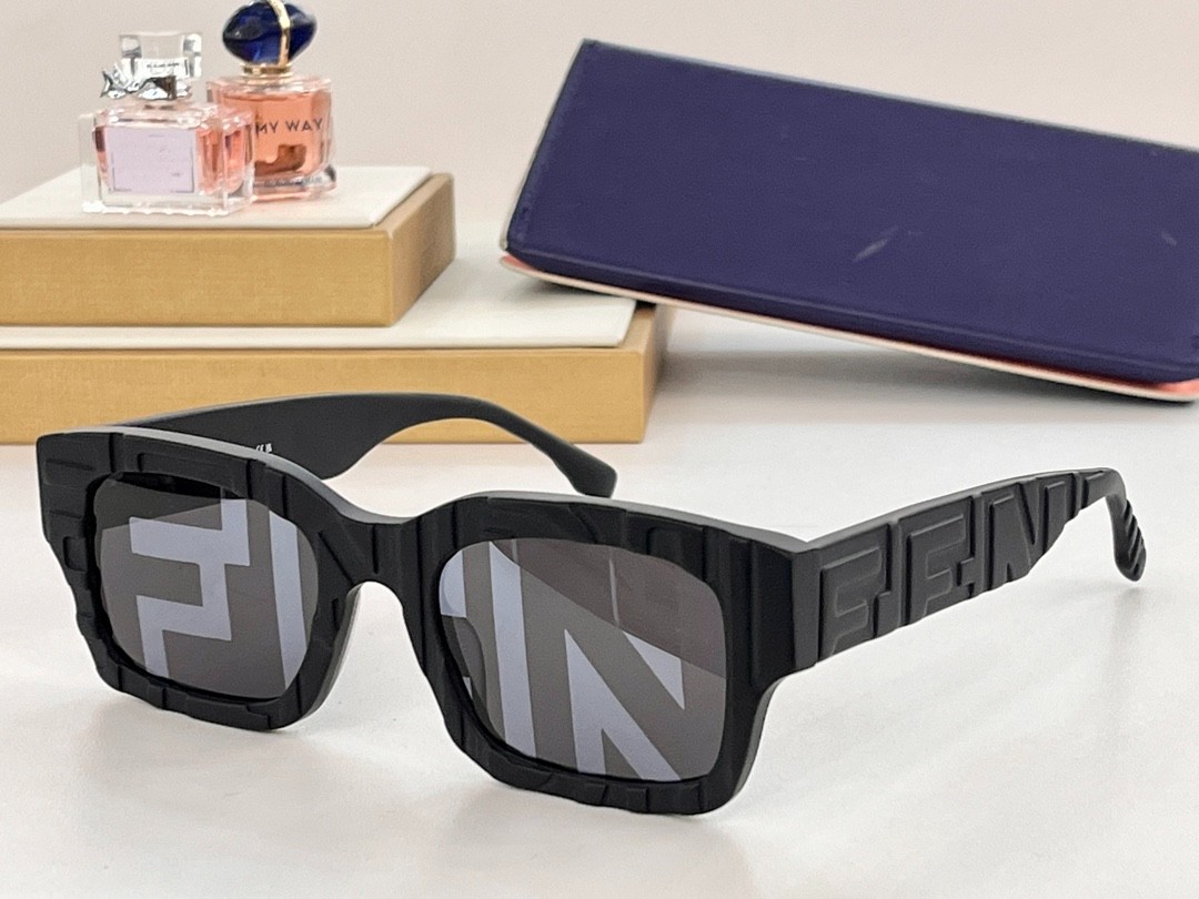Fendi 02