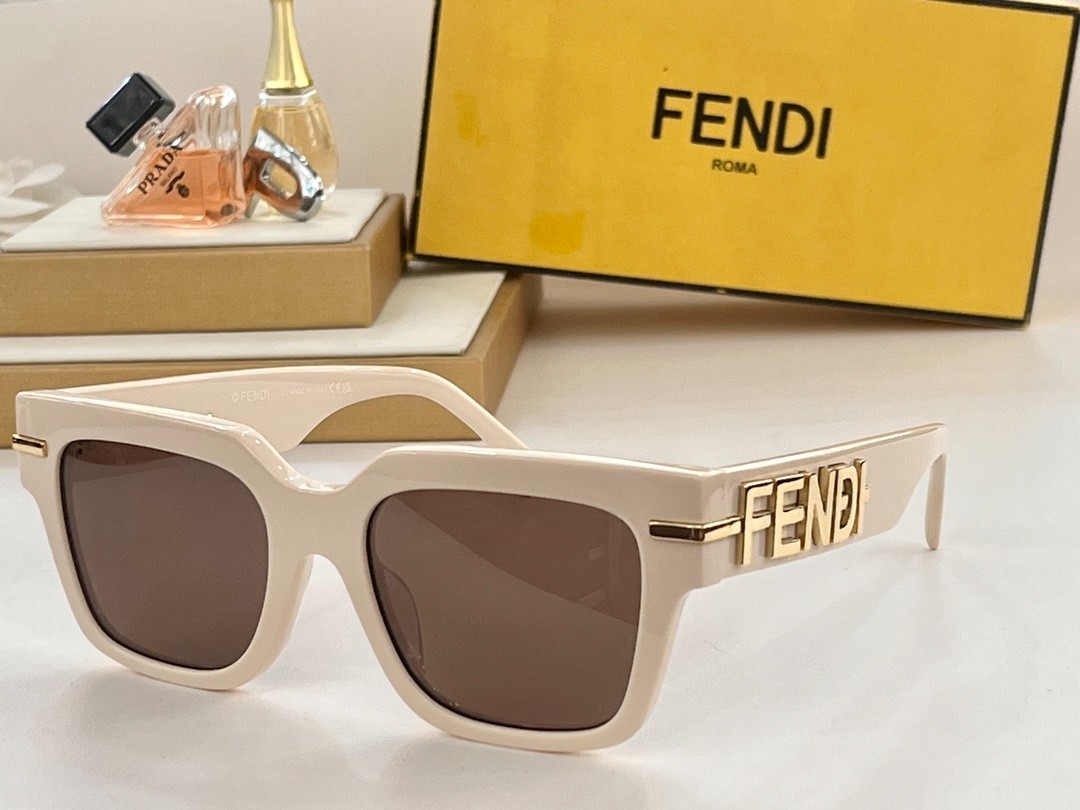 Fendi 02