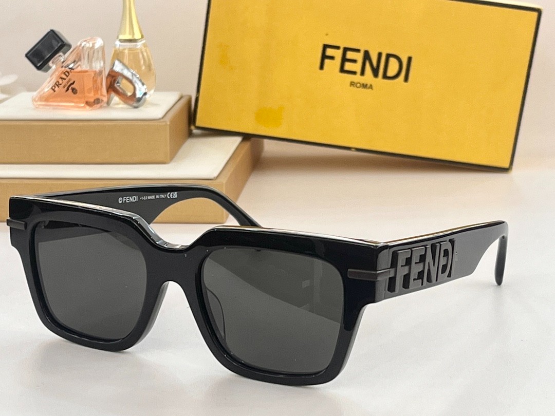 Fendi 02