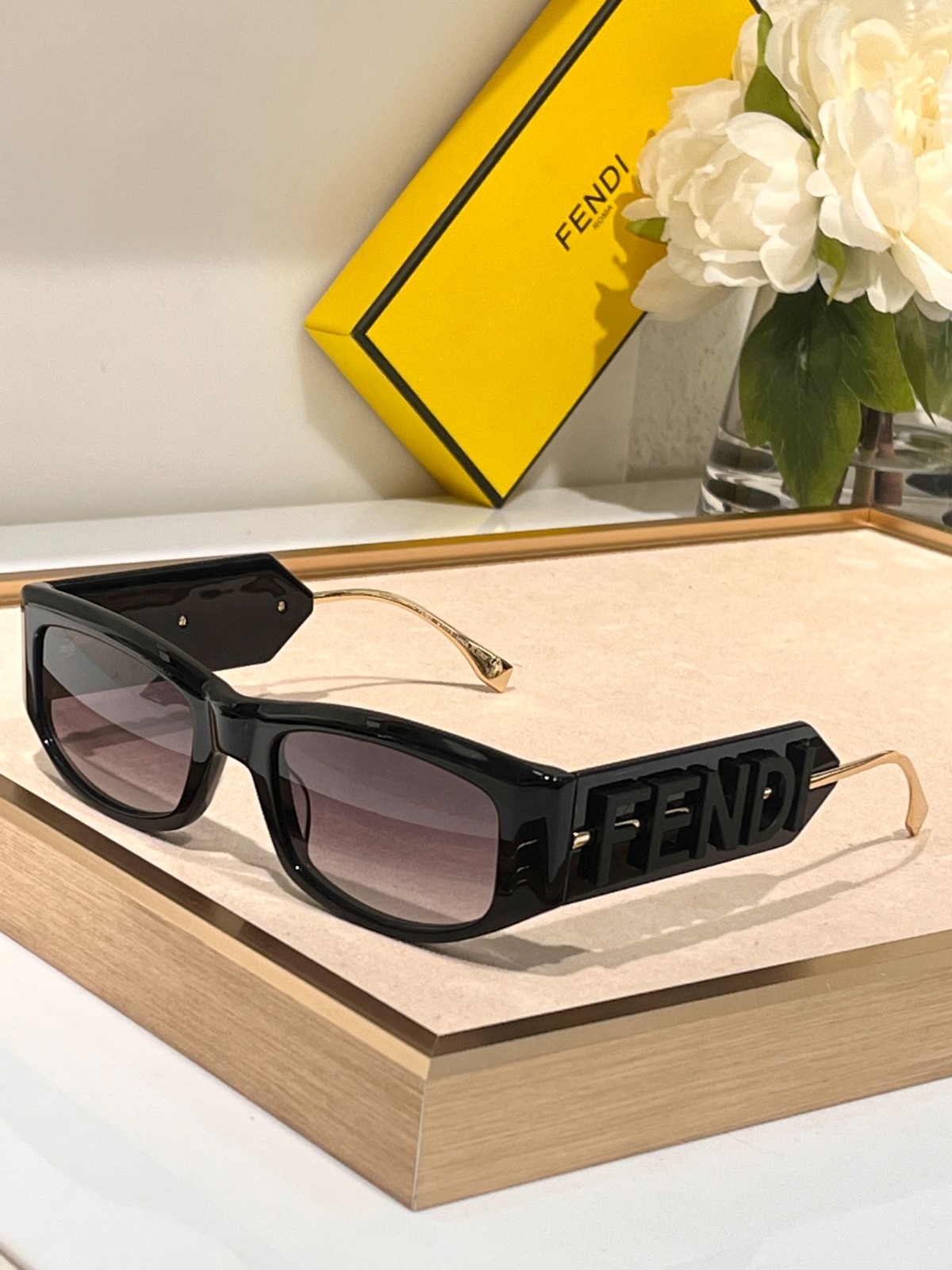 Fendi 02