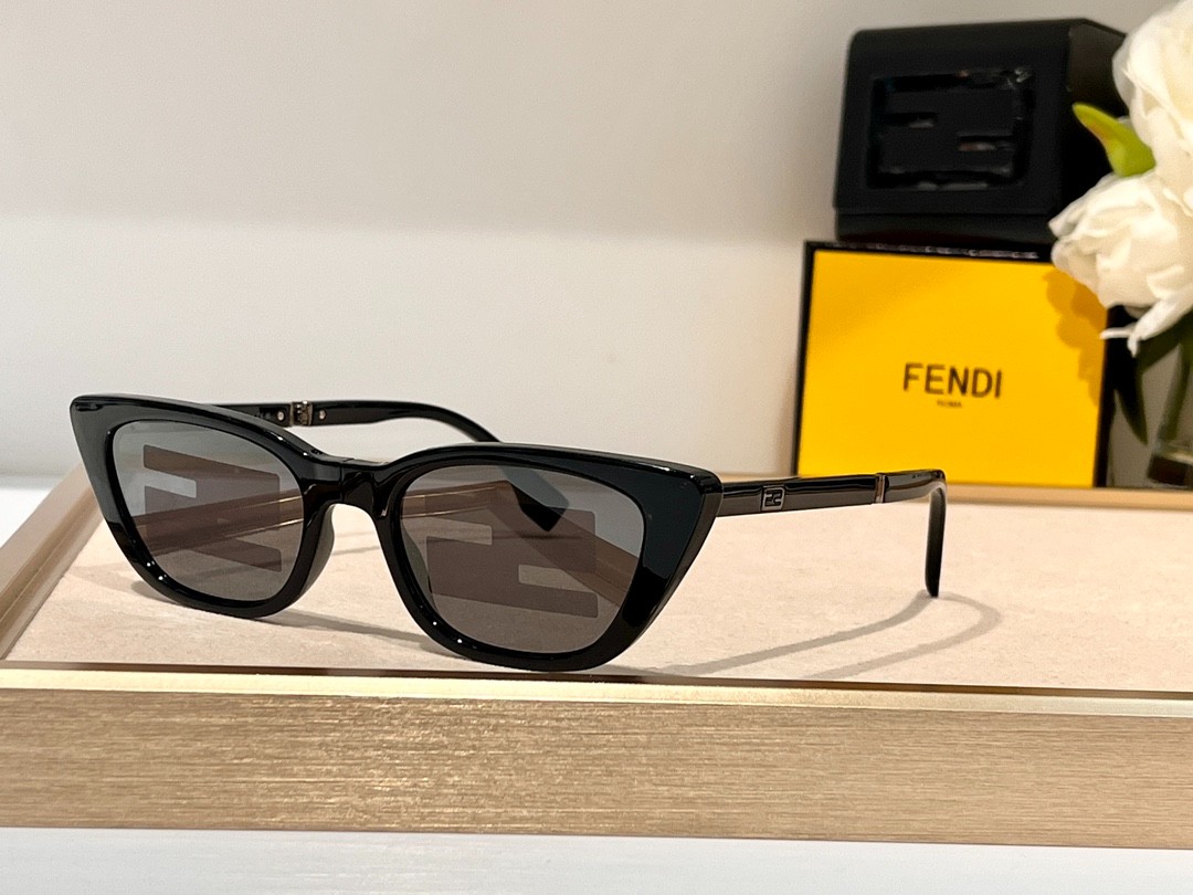 Fendi 02