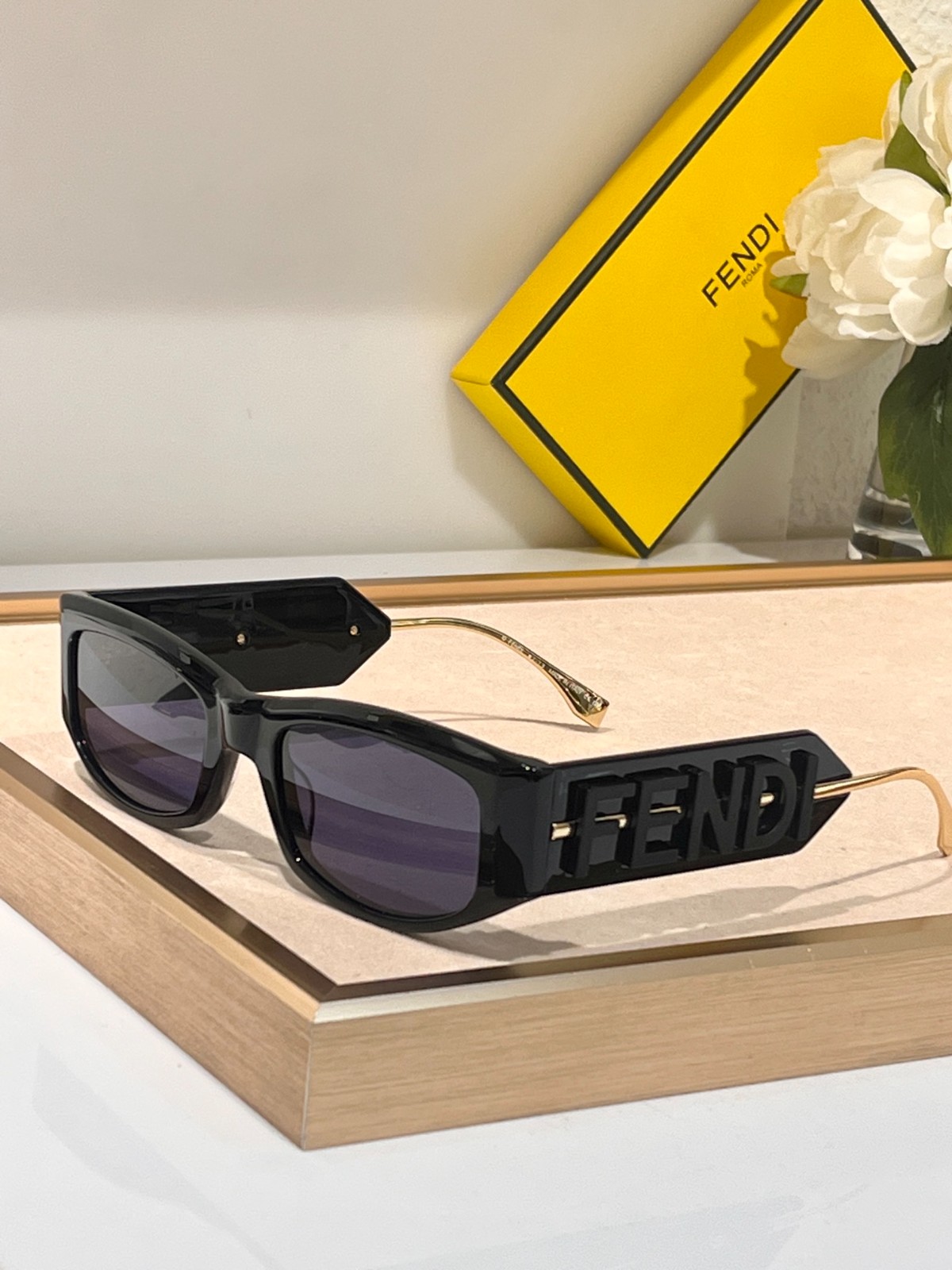 Fendi 02