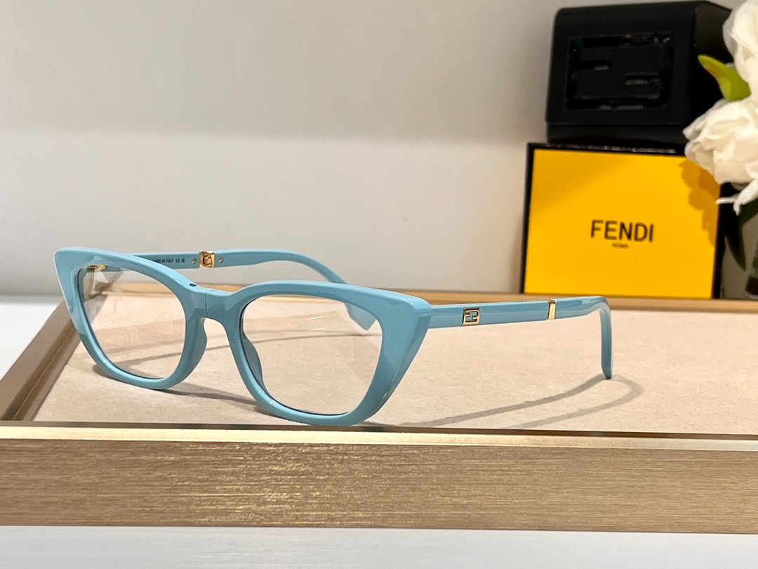 Fendi 02
