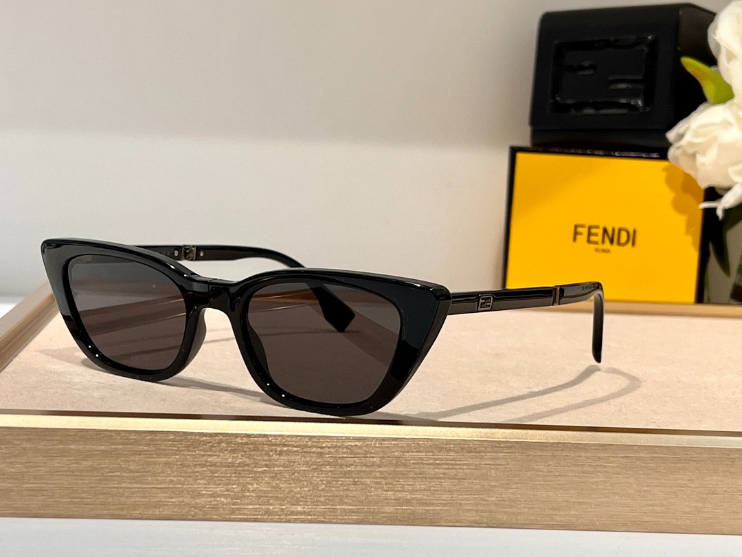 Fendi 02