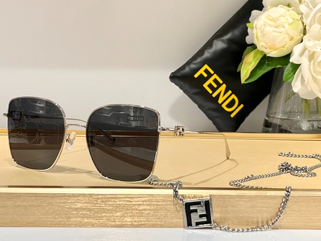 Fendi 02