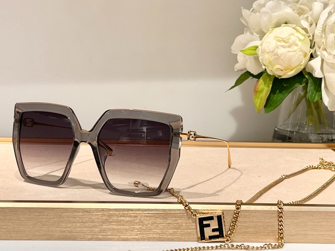 Fendi 02