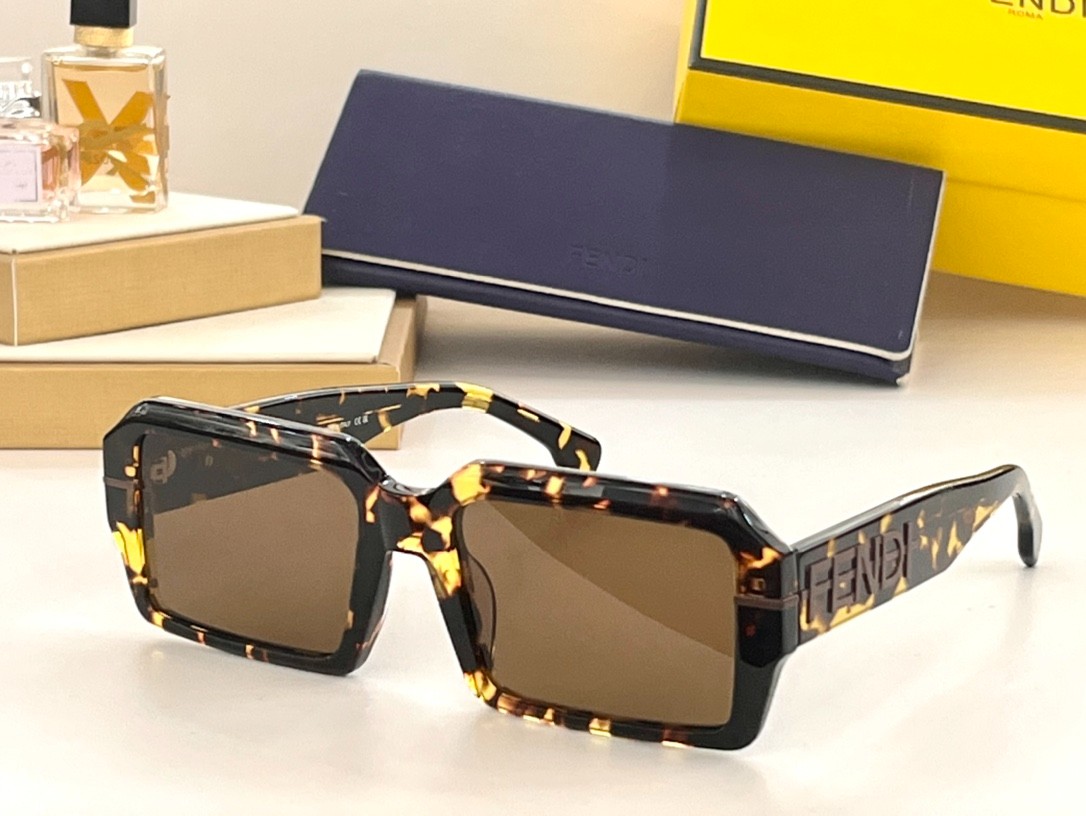 Fendi 02