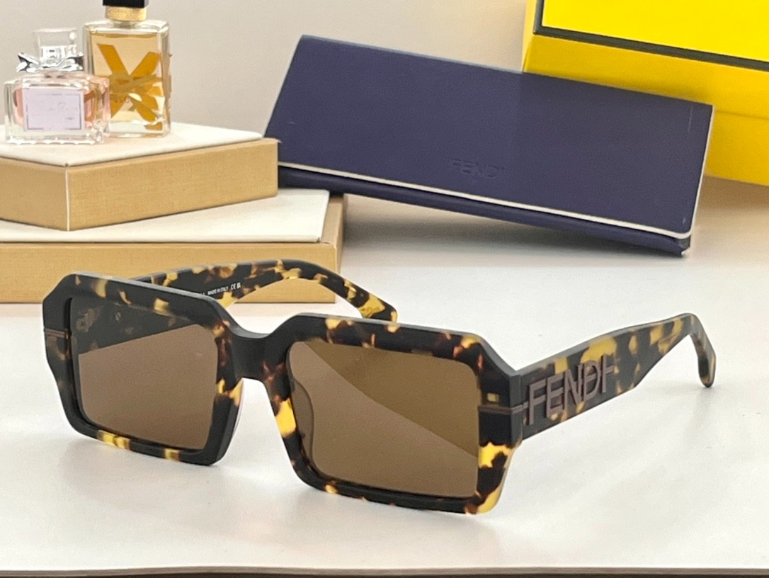 Fendi 02