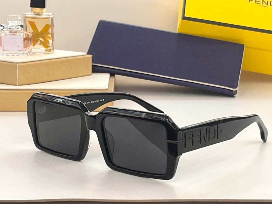 Fendi 02