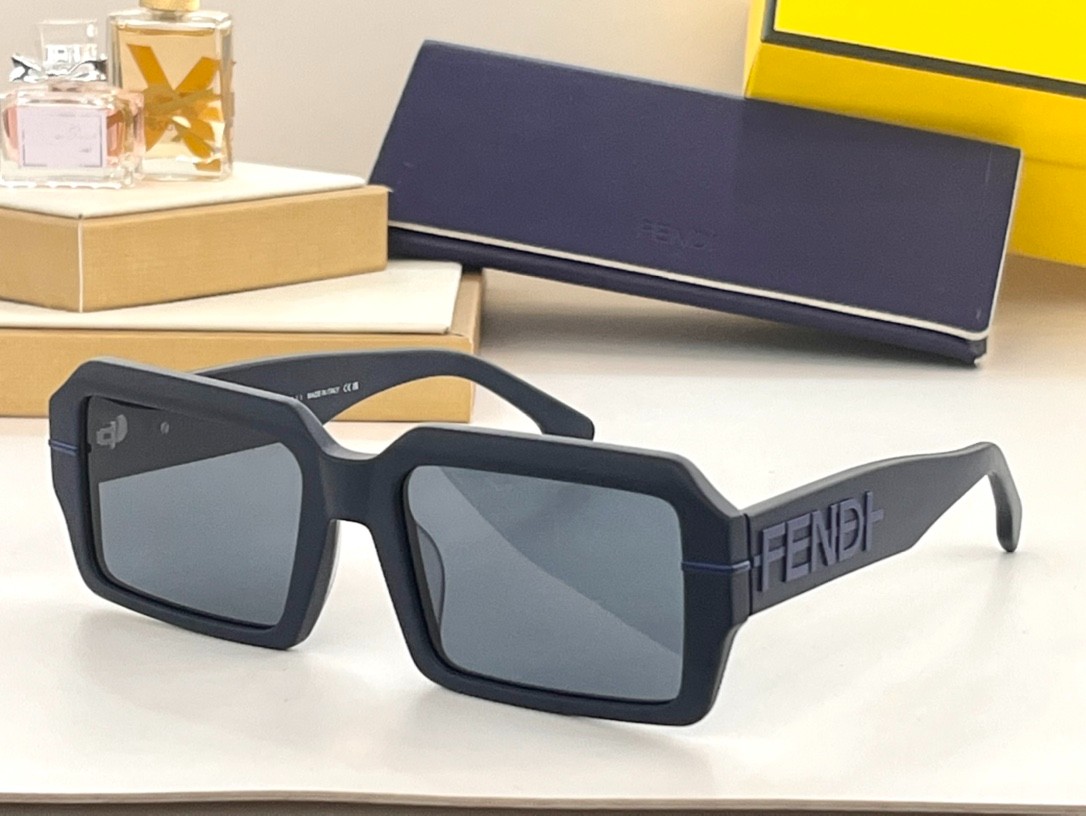 Fendi 02