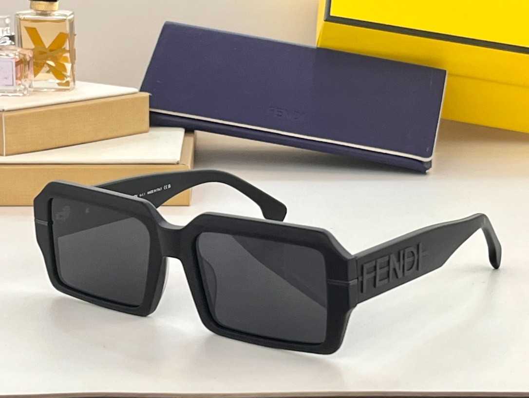 Fendi 02
