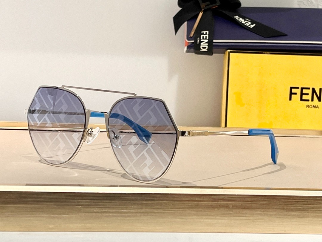 Fendi 02