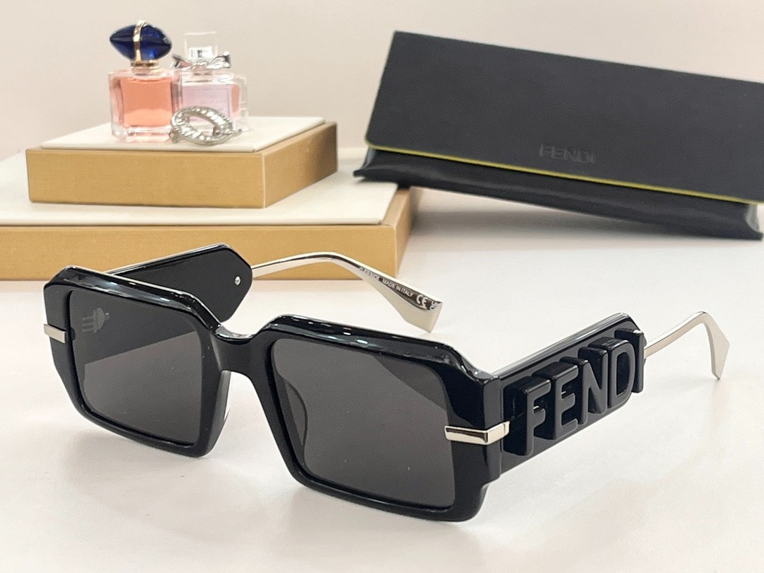 Fendi 02