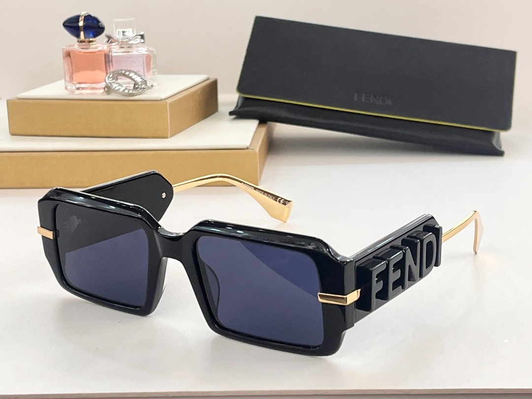 Fendi 02