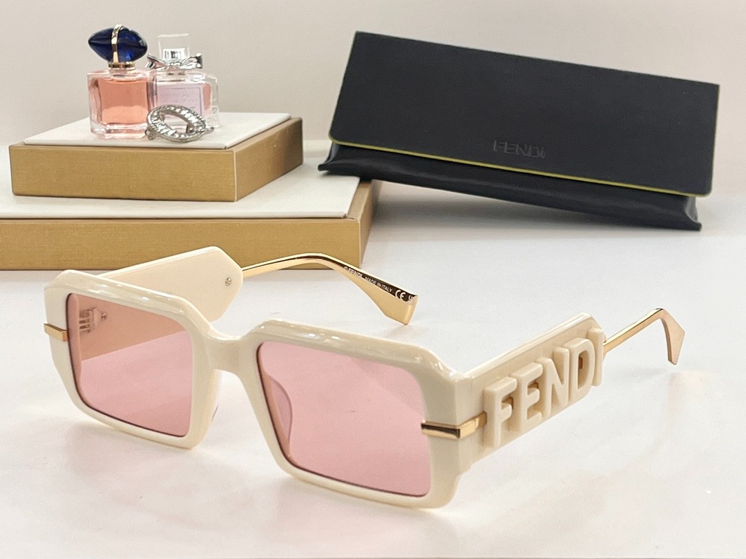Fendi 02