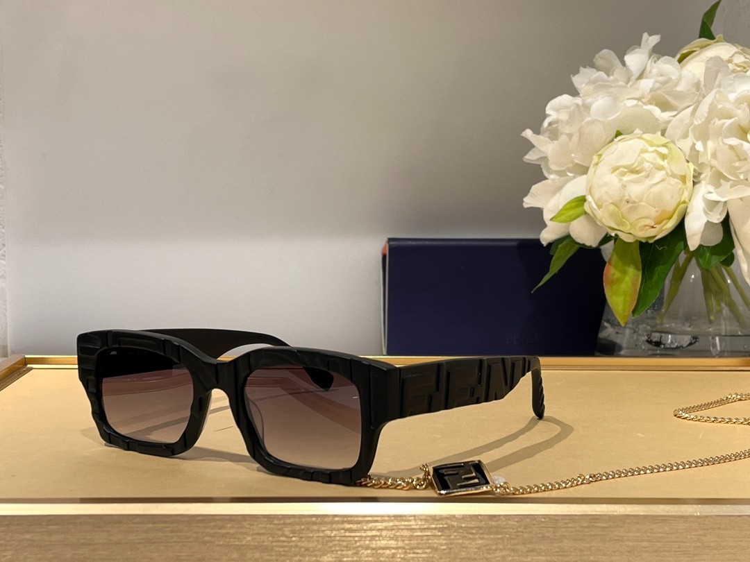 Fendi 02