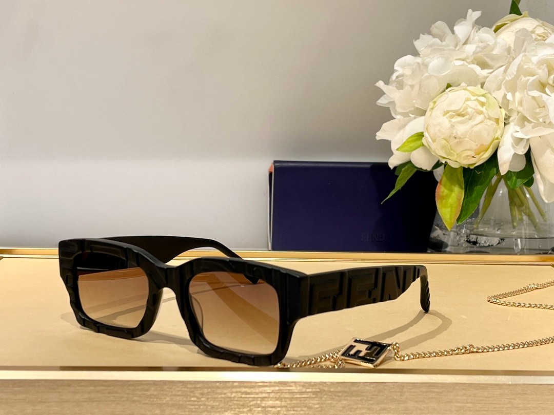 Fendi 02