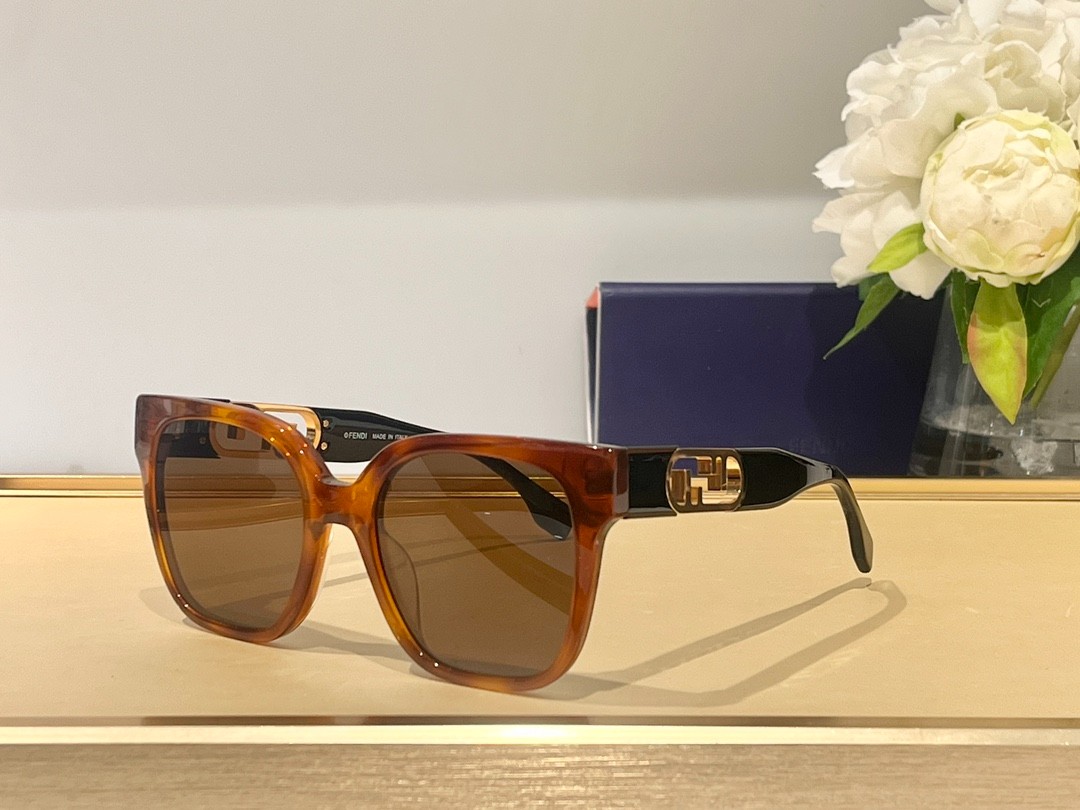 Fendi 02