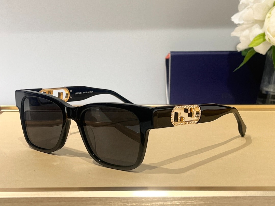 Fendi 02