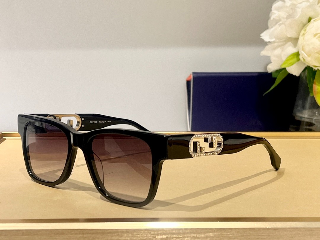 Fendi 02