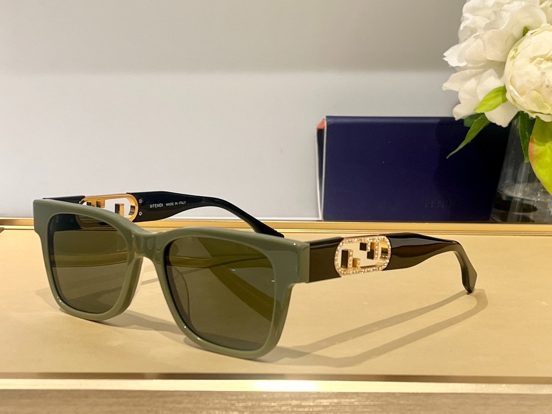 Fendi 02