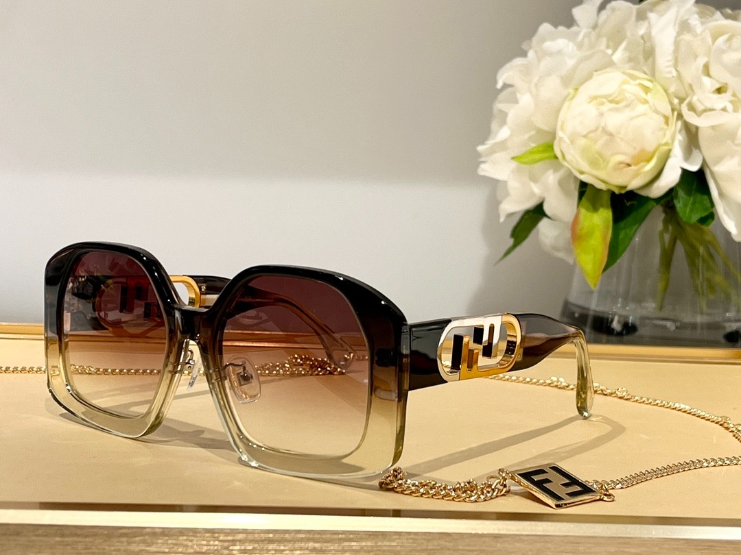 Fendi 02