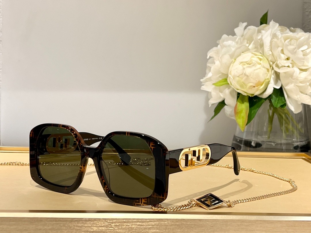 Fendi 02