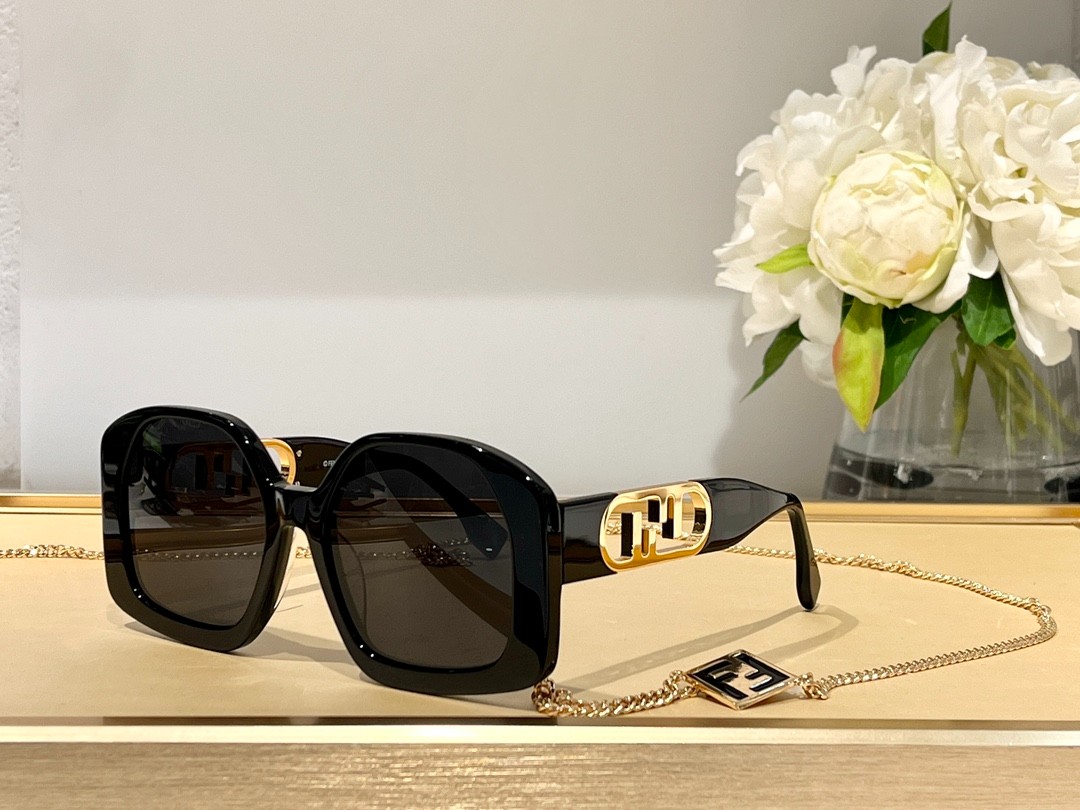 Fendi 02
