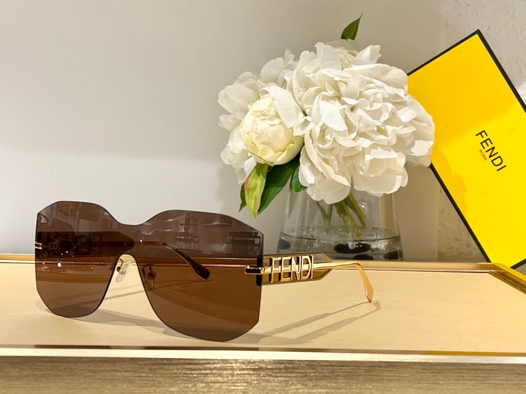 Fendi 02