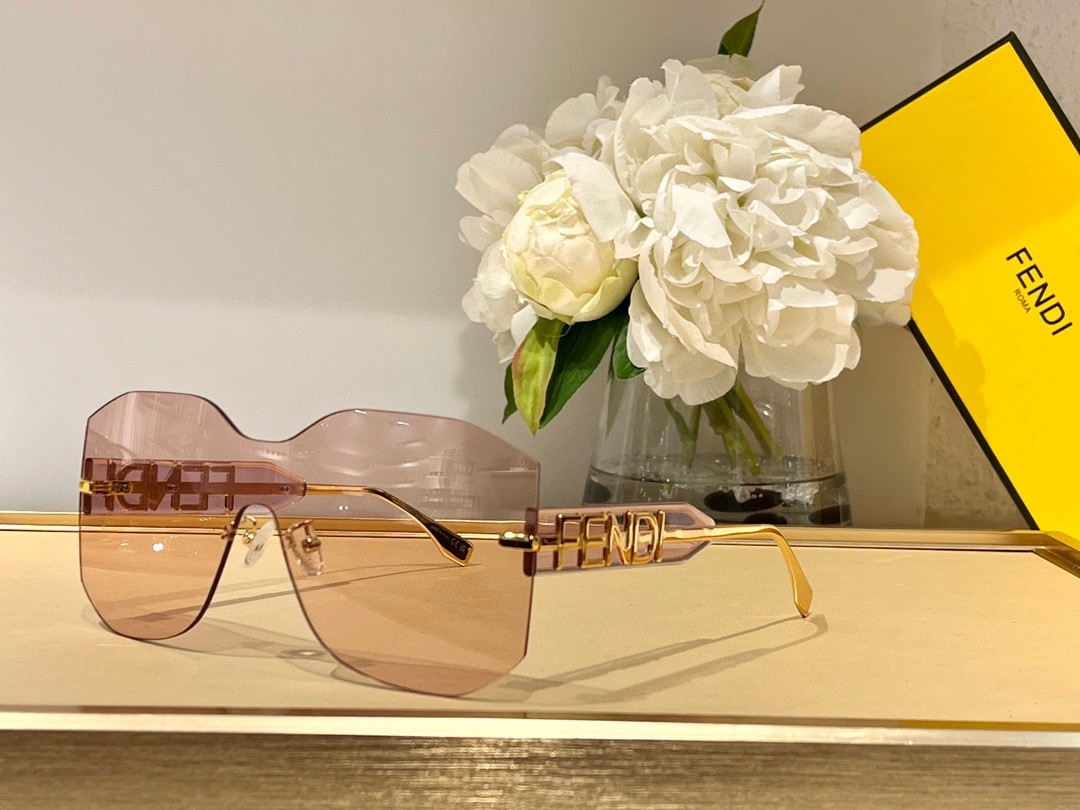 Fendi 02