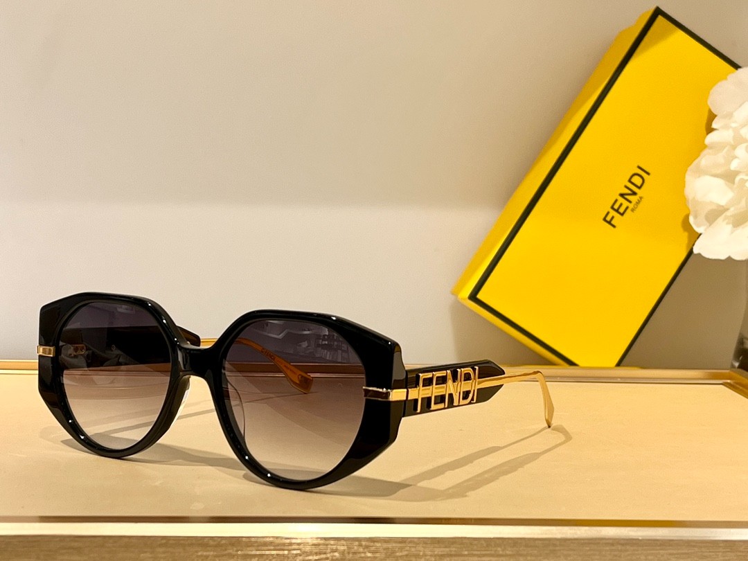 Fendi 02