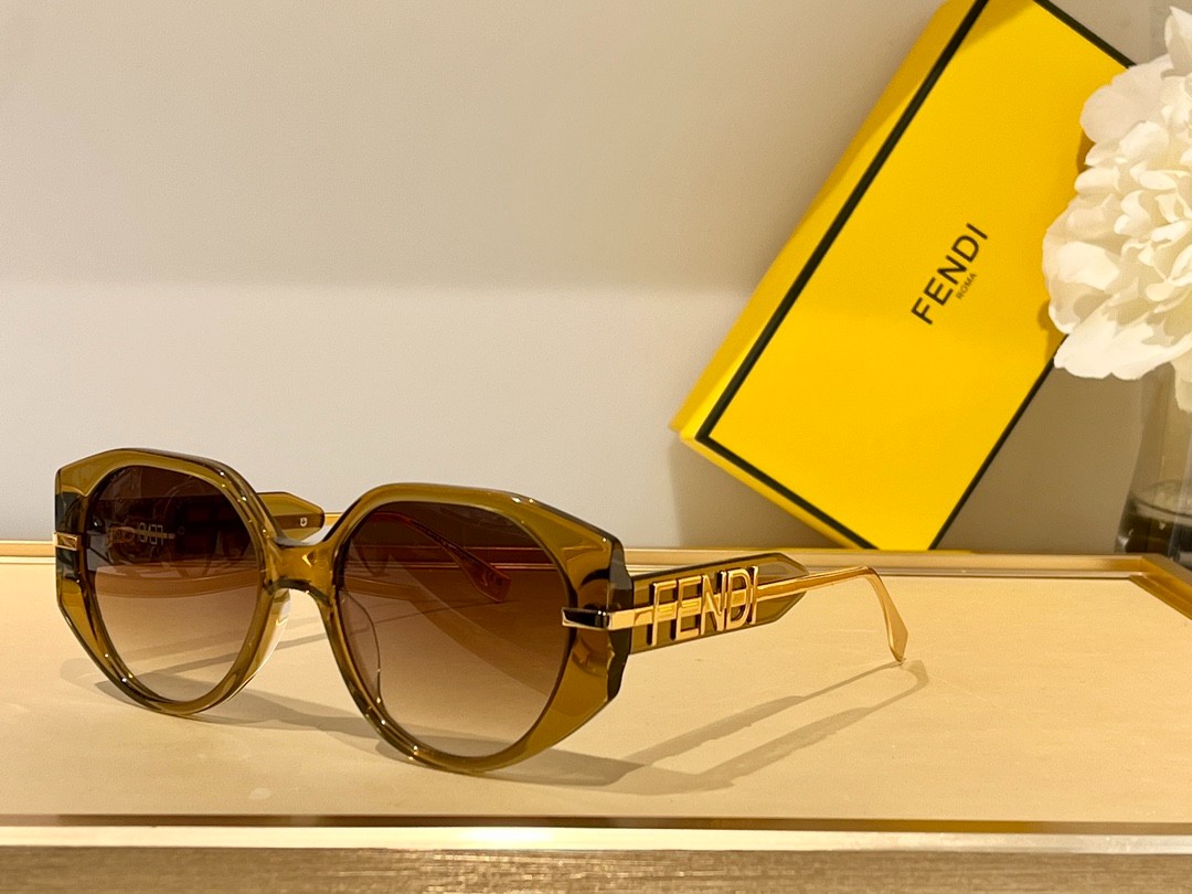 Fendi 02