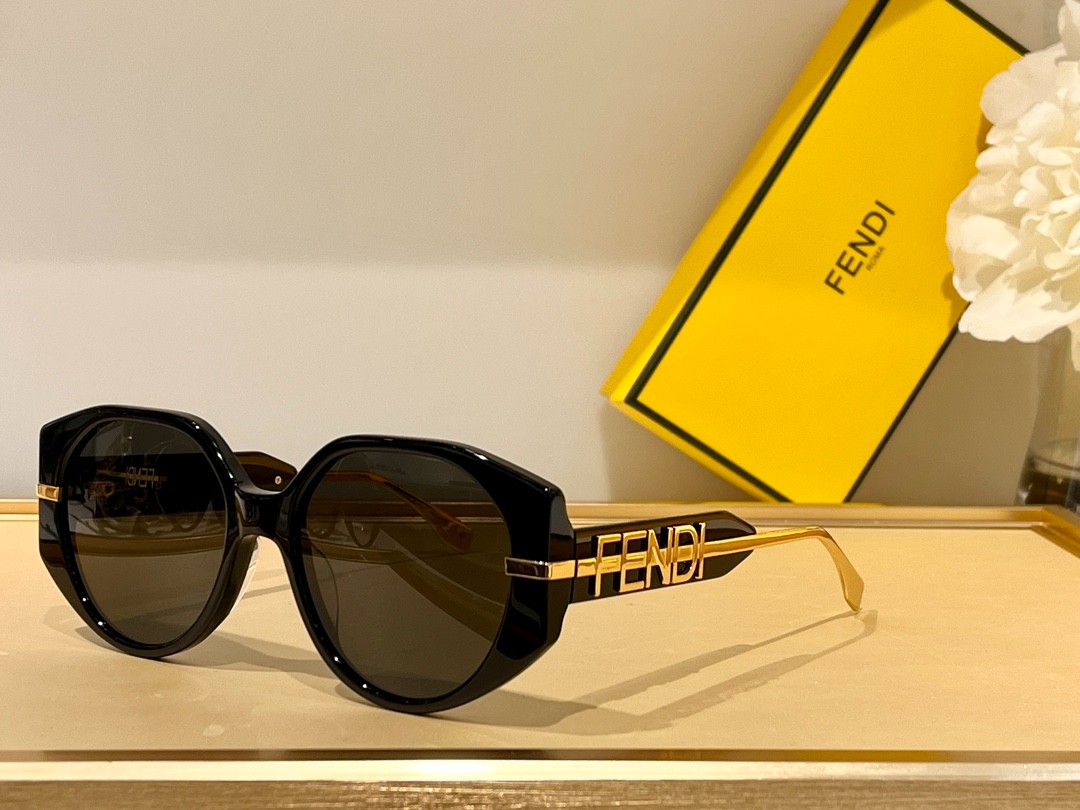 Fendi 02