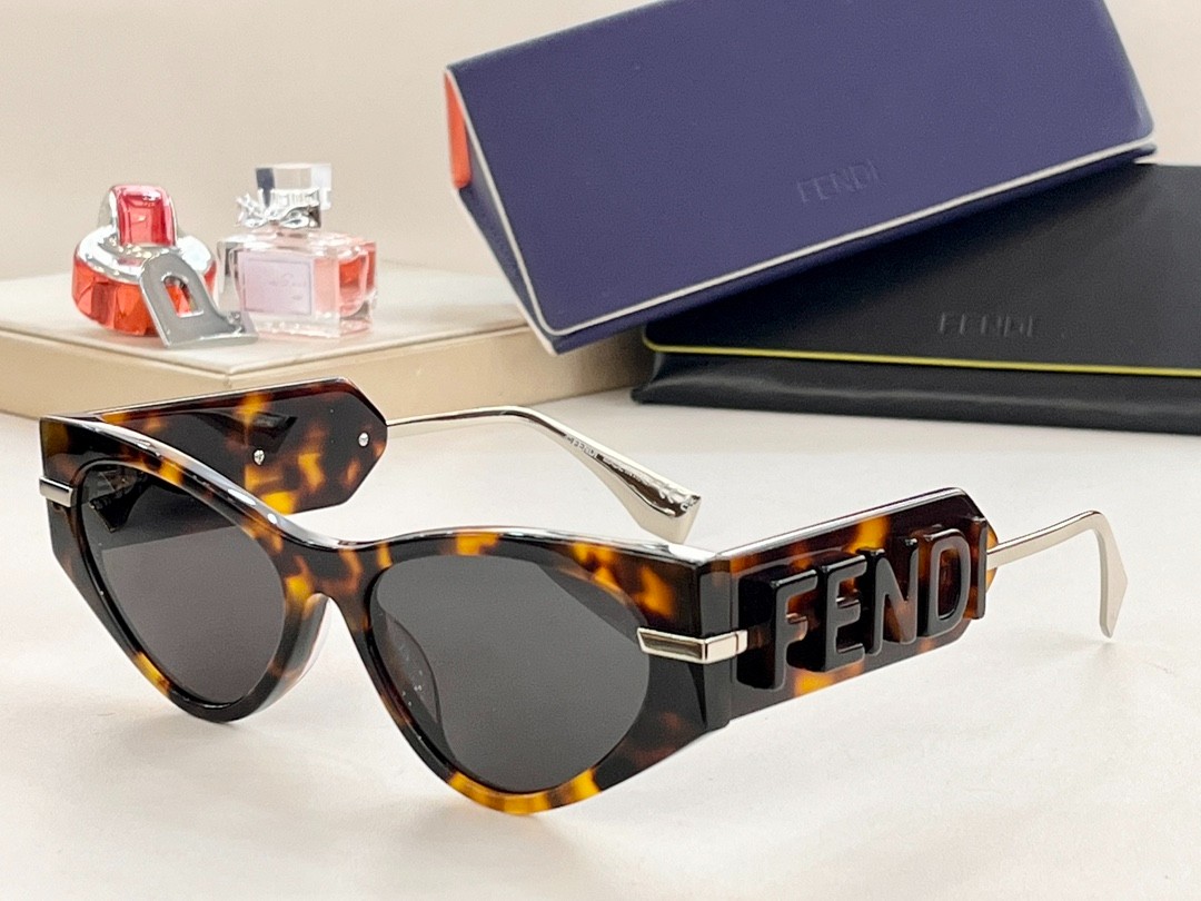 Fendi 02