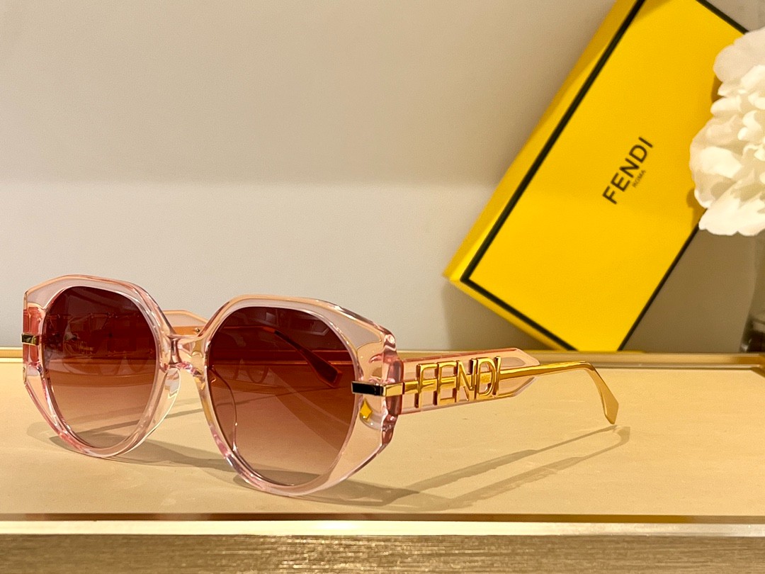 Fendi 02