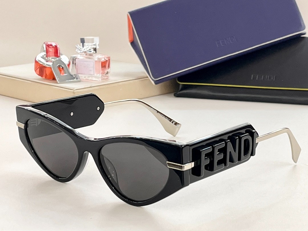 Fendi 02