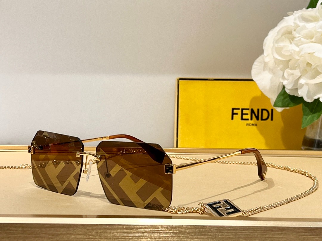 Fendi 02