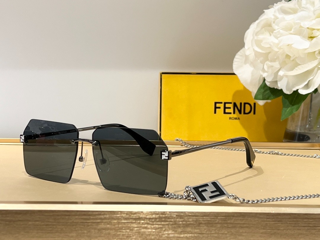 Fendi 02