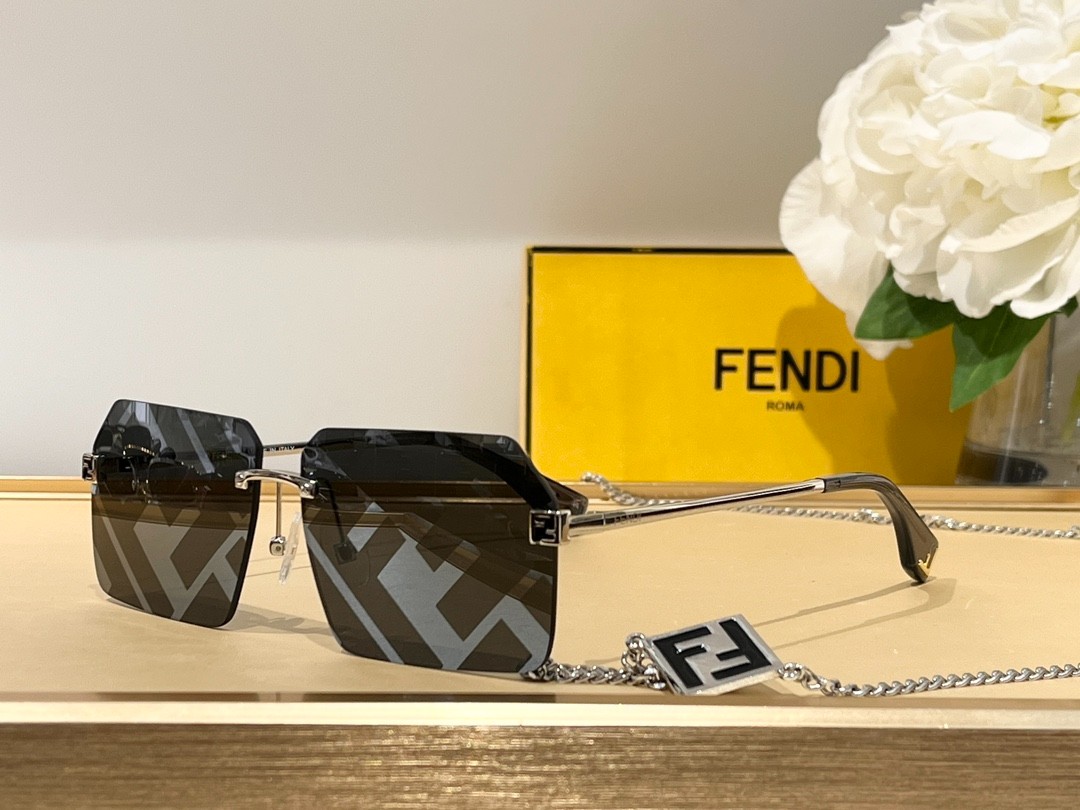 Fendi 02