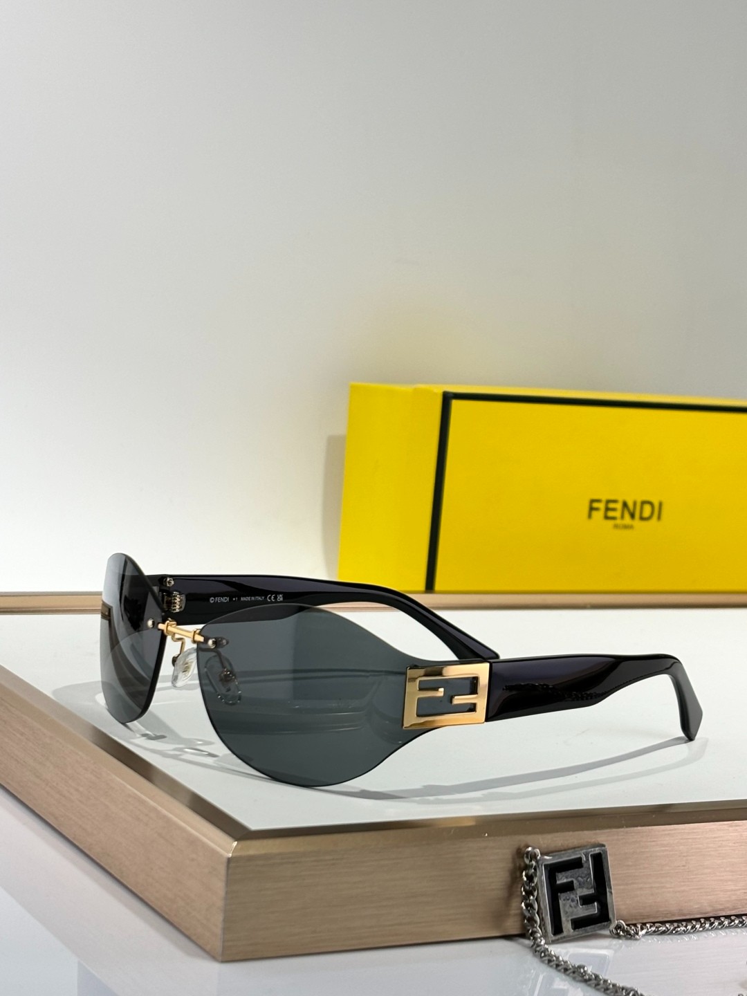 Fendi 01 glasses