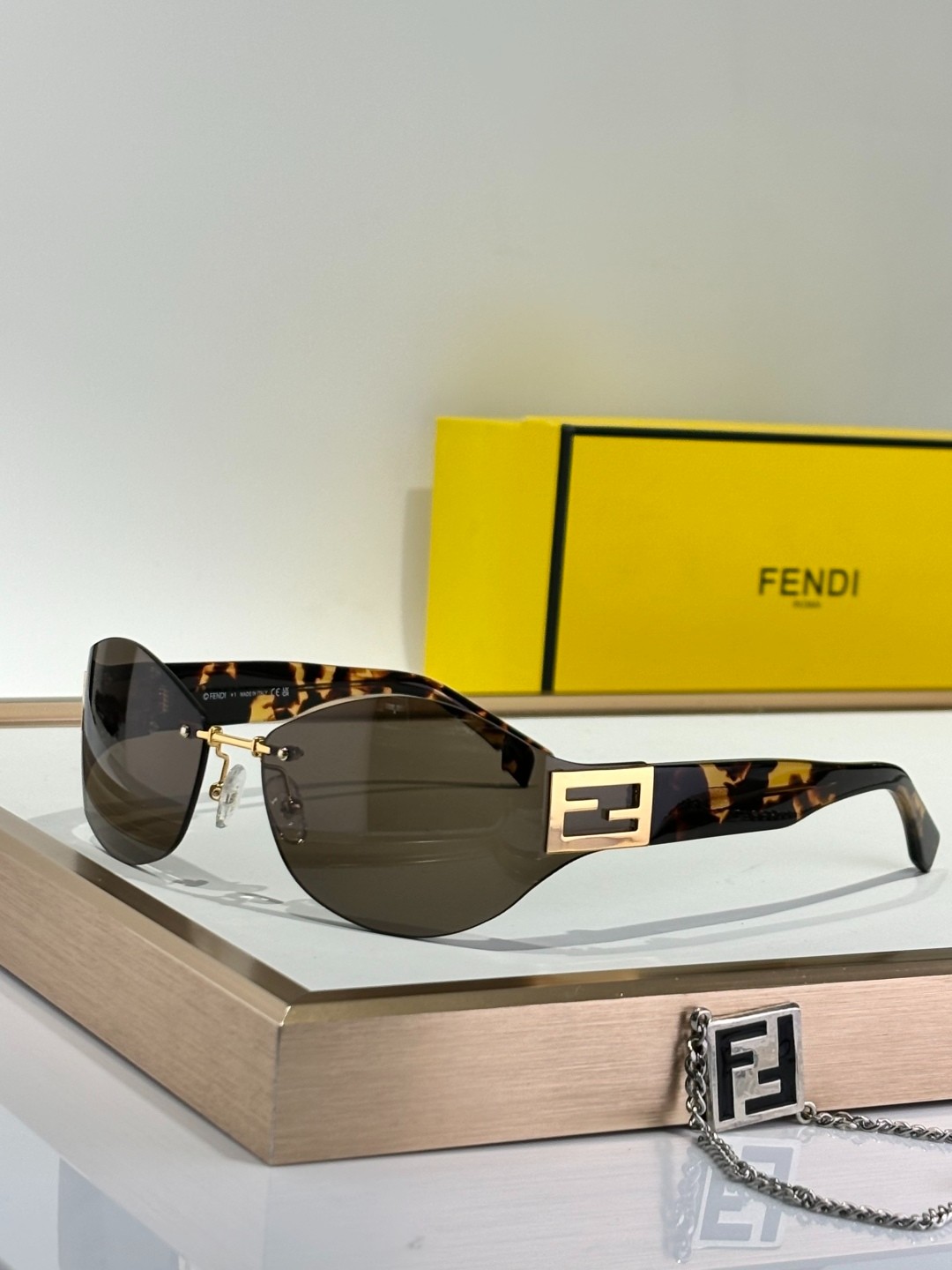Fendi 01 glasses
